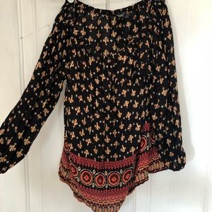 Xs/s 3/4 sleeve off-shoulder boohoo top